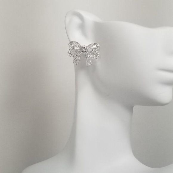 AAA Grade Crystals Paved BOW Super Shine Earrings - Picture 7 of 8